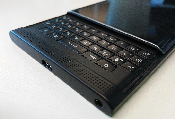  BlackBerry BB10 ... goodbye, ol & # XE1; Android 