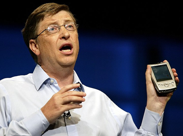 Bill Gates apresenta Windows Mobile 5
