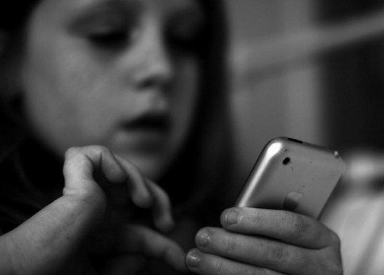 Kids-Absorb-Twice-as-Much-Cellphone-Radiation-537x385
