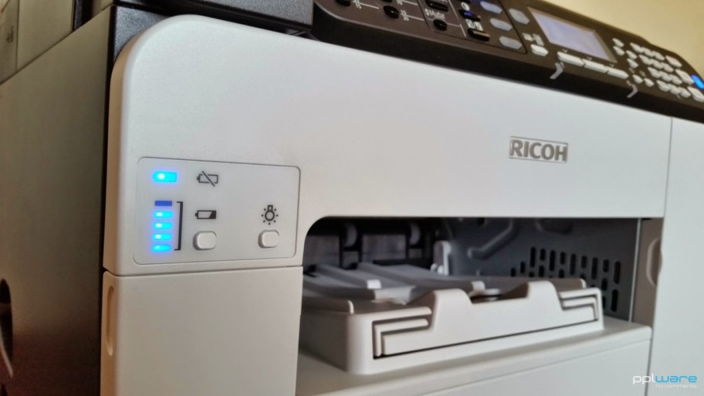 Análise: Multifunções profissional Ricoh com bateria interna