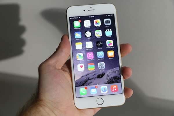 iphone-6-plus-front-hand