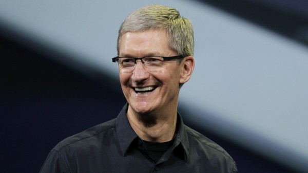 apple-ceo-tim-cook-proud-be-gay-opens-support-lgbt-issues