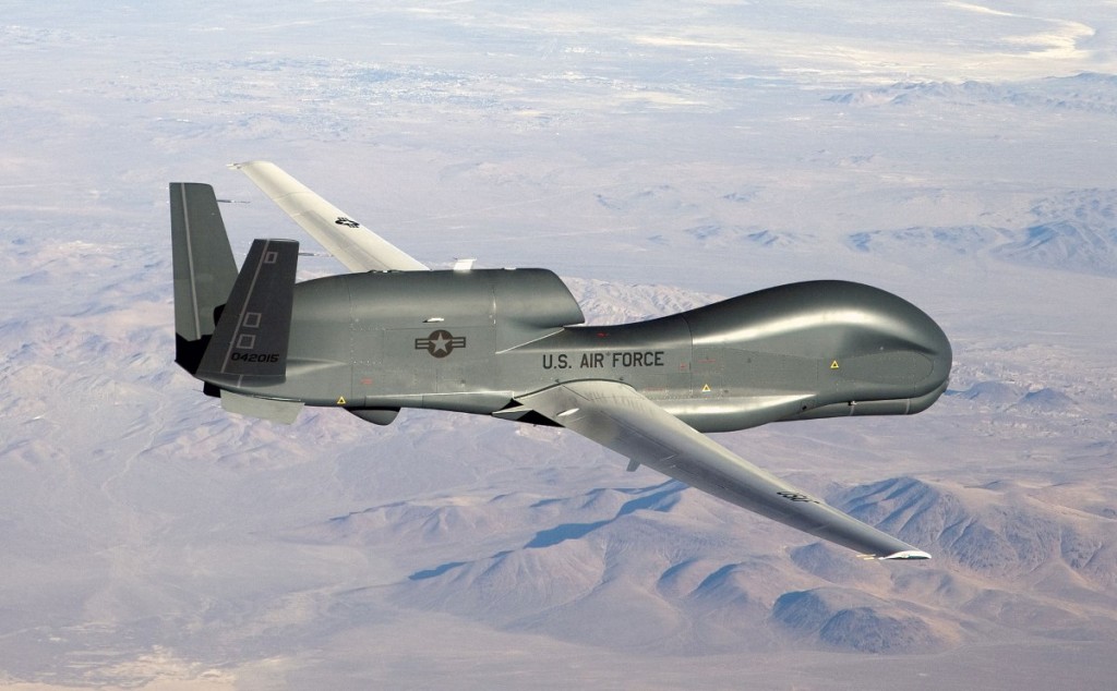 Gostava de controlar um drone militar? Pesquise no Google!