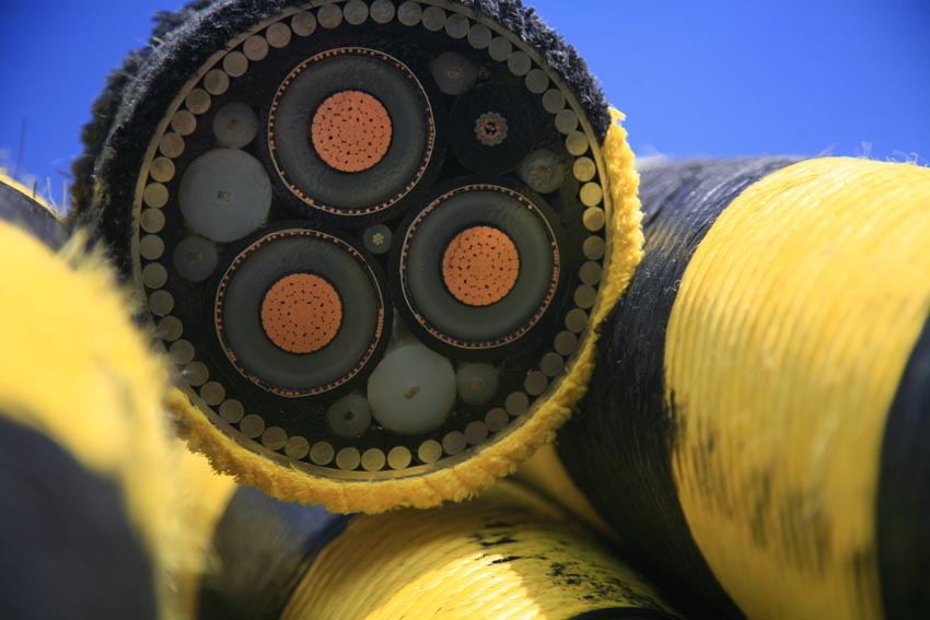 Huawei quer ligar a Malásia à Tailândia com cabos submarinos