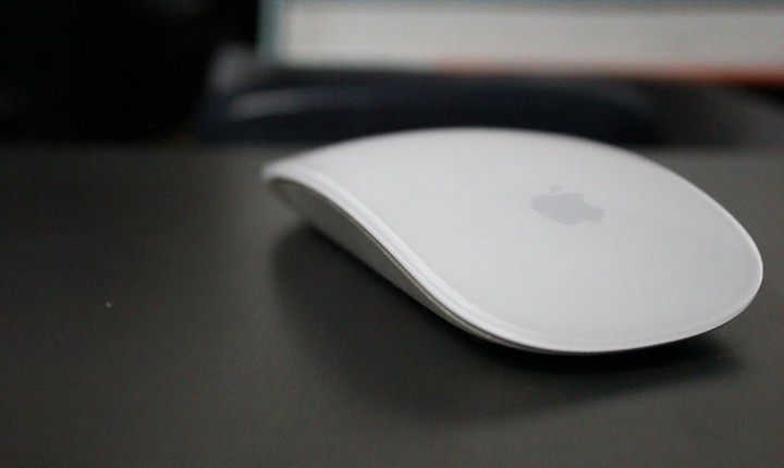 Magic Mouse 2 e um teclado sem fios vão ser novidade da Apple
