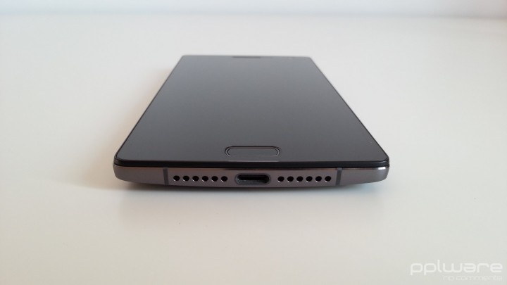 OnePlus 2 - Grelha de áudio e porta micro USB Tipo-C