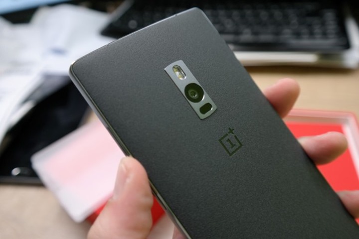 oneplus-2-hands-on-1-700x467