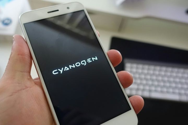 cyanogen_smartphone_1