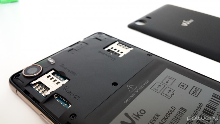 Wiko Fever - Slots para cartões microSIM e microSD