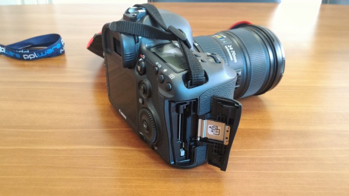 Canon5Ds-10.jpg