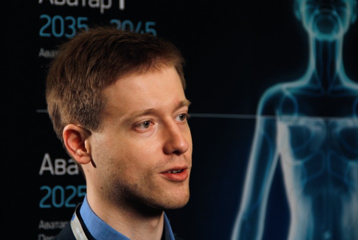 Dmitry Itskov quer digitalizar cérebro e ter imortalidade cibernética
