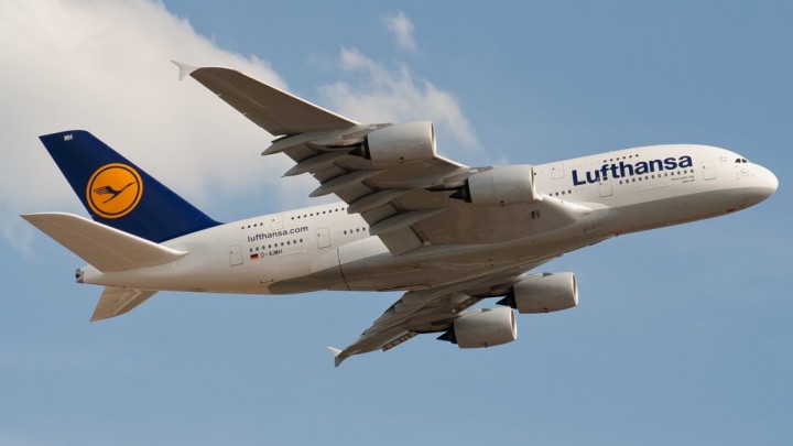 Airbus A380 da Lufthansa quase bate num drone ao aterrar em LA