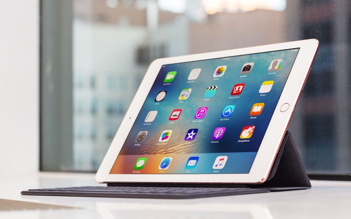 Apple deverá lançar 3 novos iPads em 2017