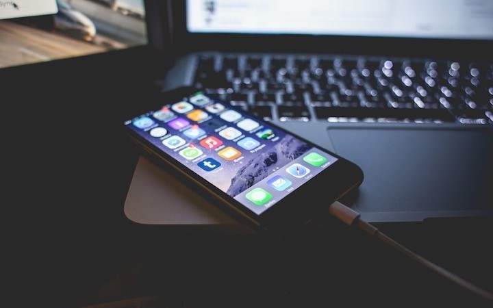 Há quem pague bem mais que a Apple pelos bugs do iOS
