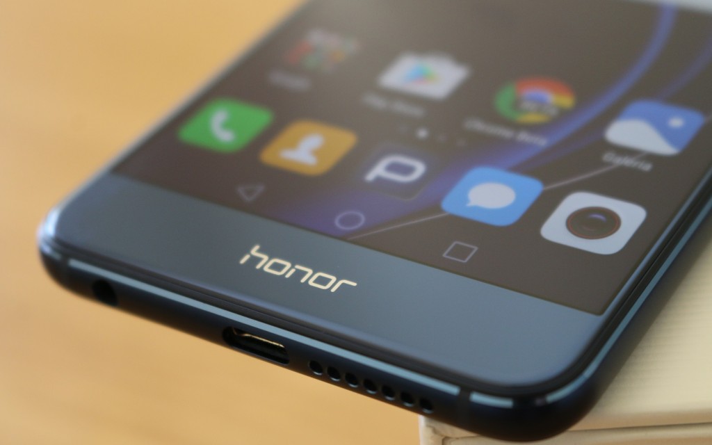 Honor 8 Lite foi apresentado silenciosamente na Finlândia