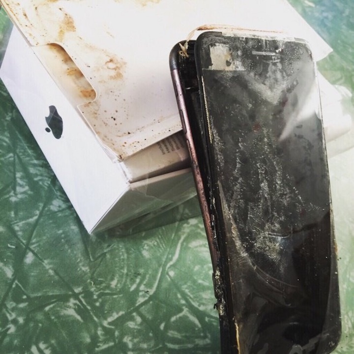 iPhone 7 explode