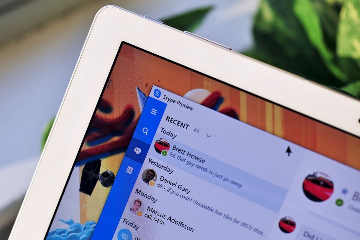 Skype do Windows 10 vai poder enviar SMS pelo smartphone