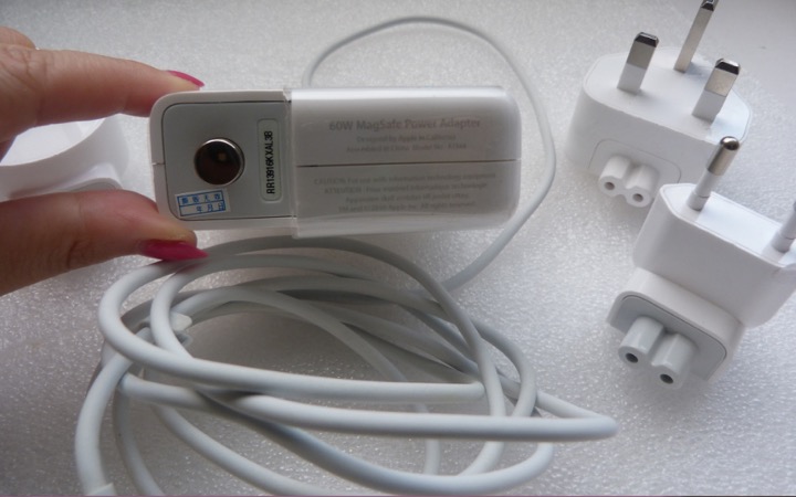 90% dos acessórios oficiais Apple vendidos na Amazon são falsos