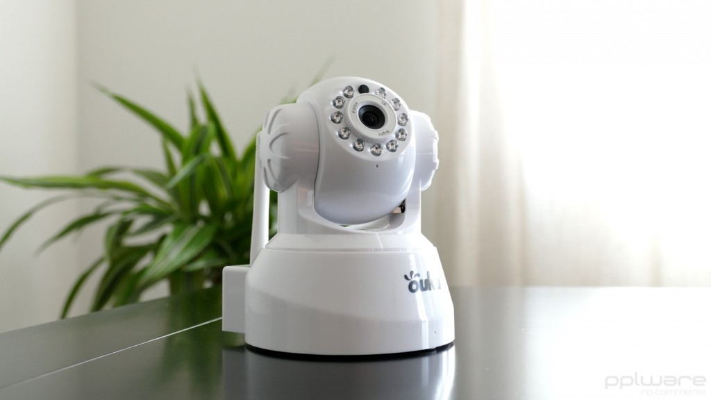 Unboxing: câmara de vigilância IP Ouku 720p