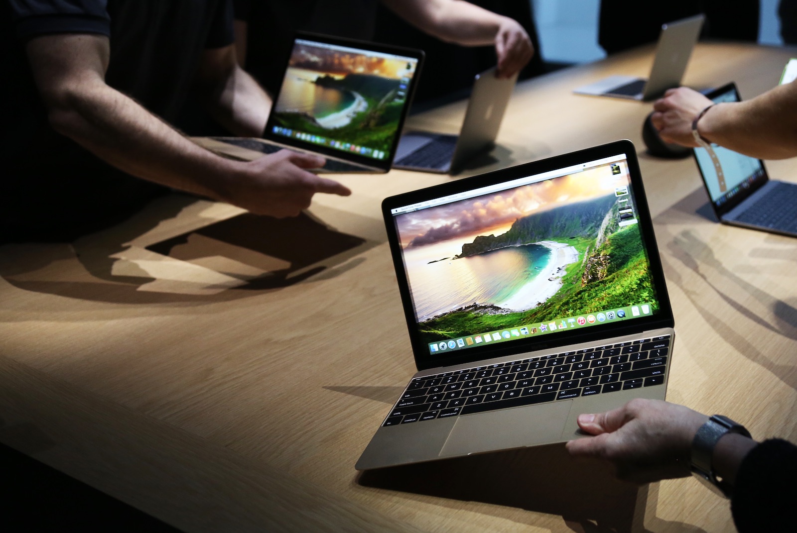 Novo MacBook Pro está a apresentar sérios problemas de bateria