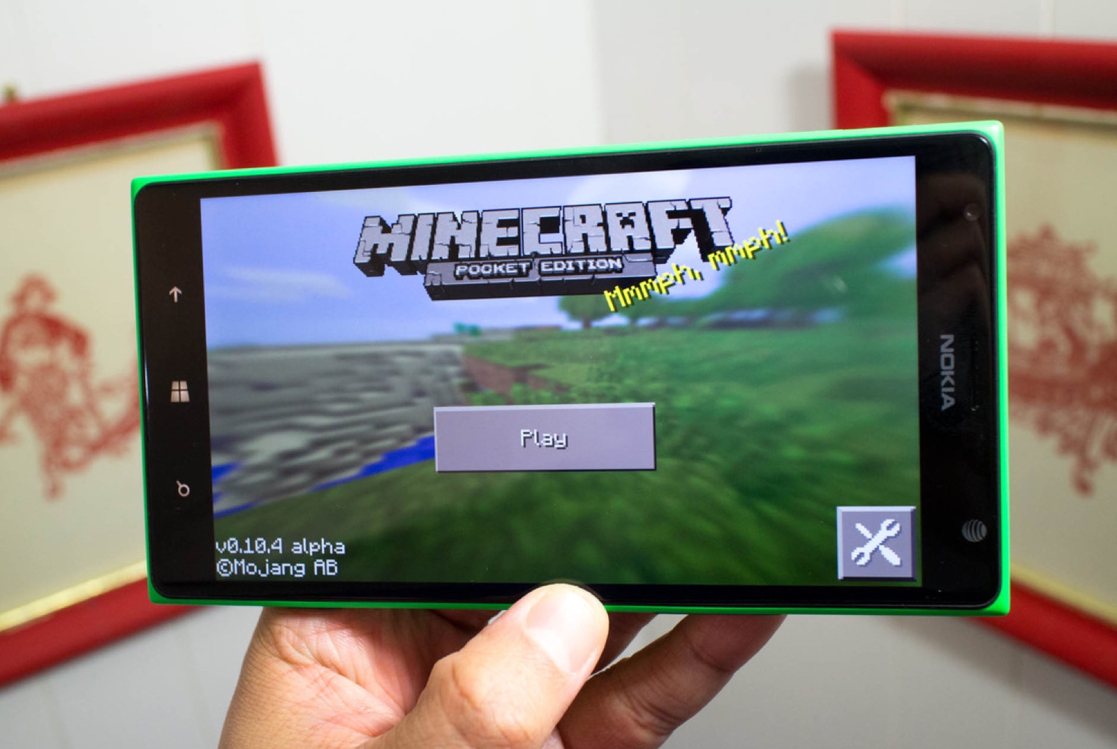 Minecraft: Pocket Edition (On iPad) w/ Ze - Part 1 