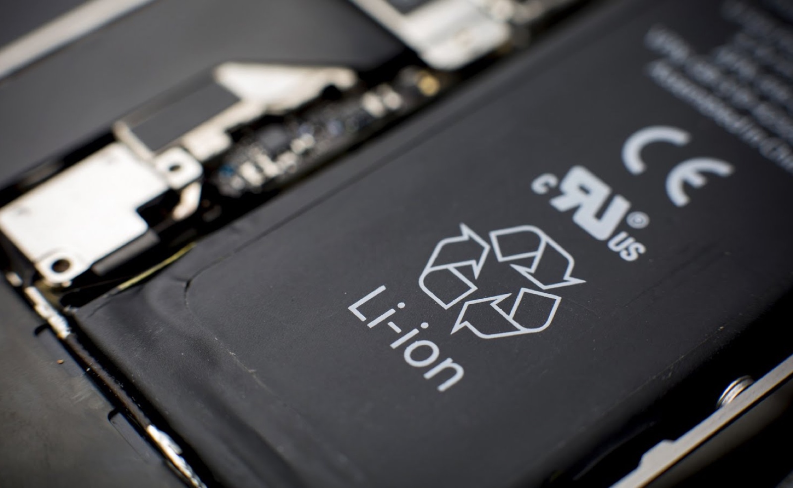 Criadas baterias anti-fogo para evitar explosões dos smartphones