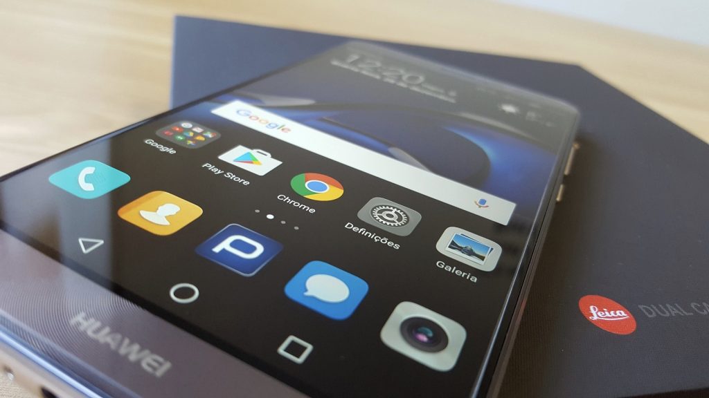 Huawei não perde tempo e está a preparar o seu assistente virtual