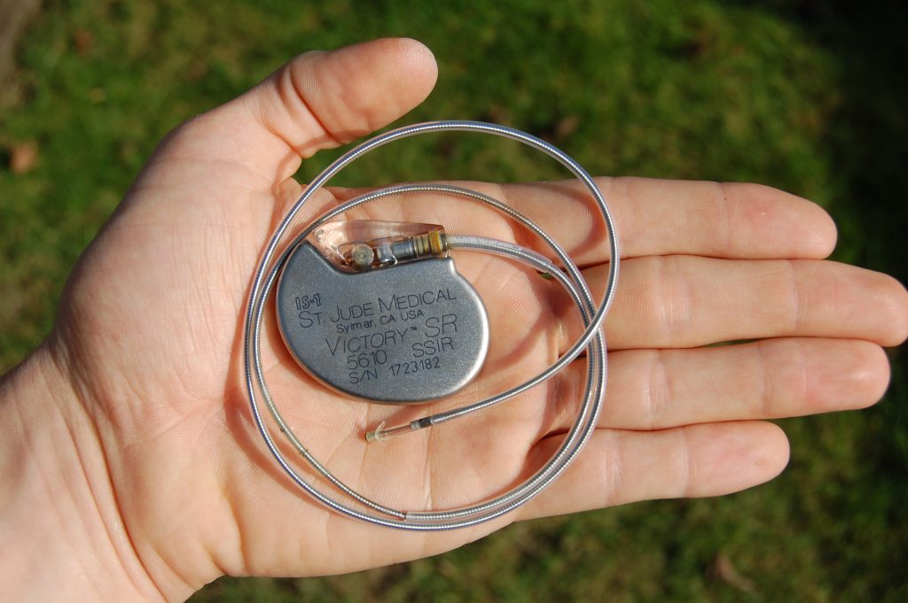 Pacemaker incrimina homem que nega fogo posto