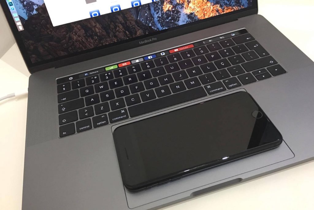 E se o iPhone se transformasse no touchpad do MacBook?
