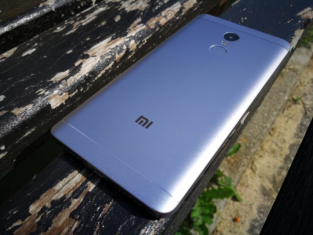 Xiaomi Redmi Note 5 trará ecrã com margens reduzidas