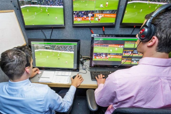 Vídeo-árbitro vai chegar à primeira Liga de futebol