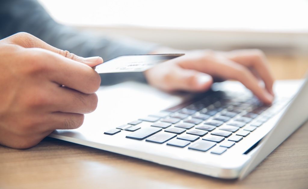 Como fazer boas compras online?