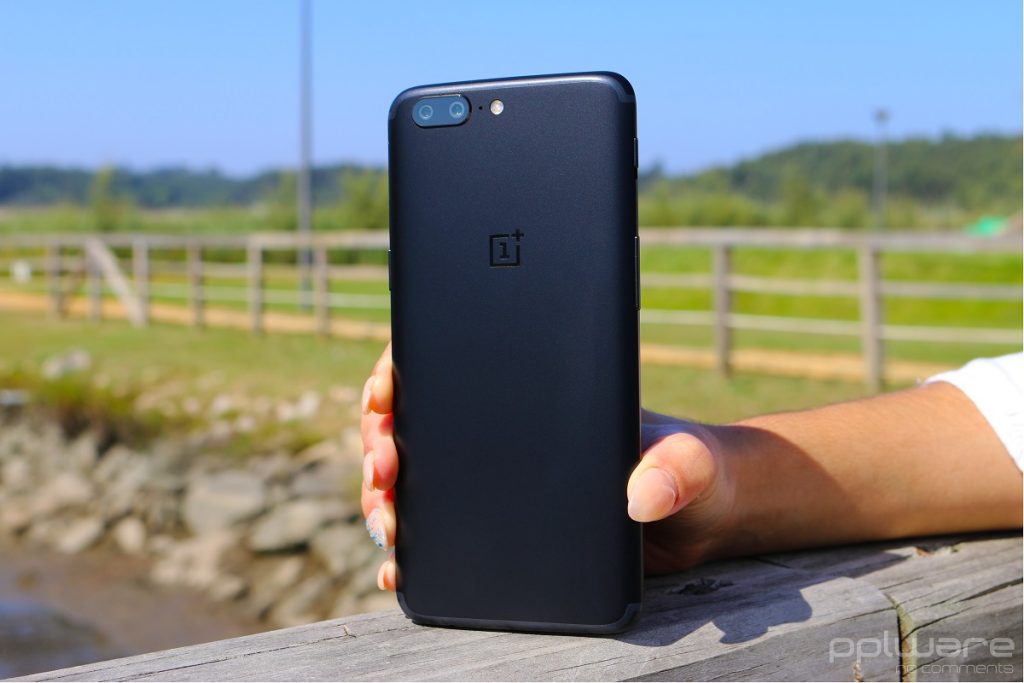 Descoberta falha de segurança no OnePlus 5
