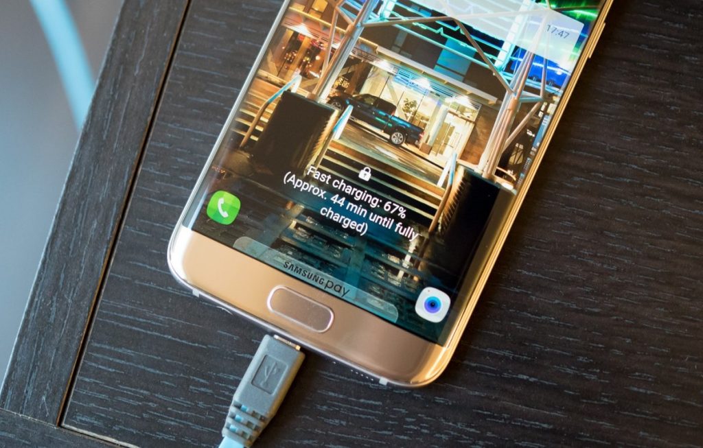 Sabe como funciona o carregamento rápido?