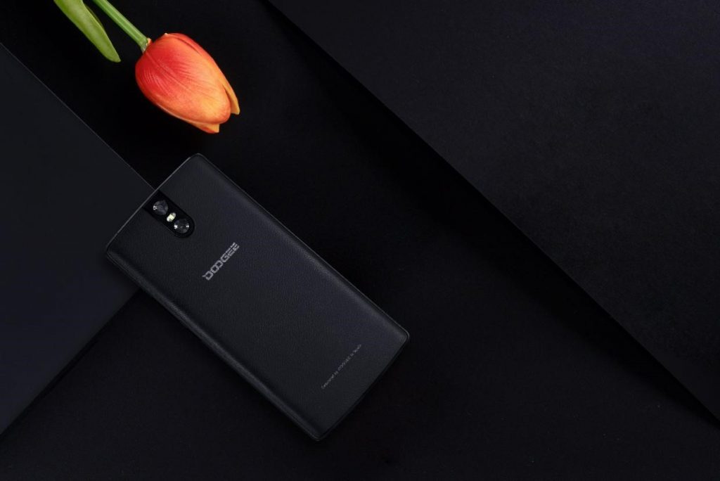 Doogee BL7000… sim, tem uma super bateria de 7060 mAh