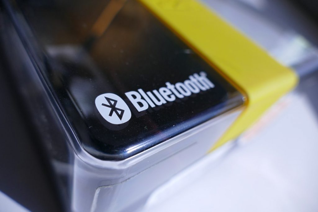 Falha grave no Bluetooth afeta smartphones e computadores