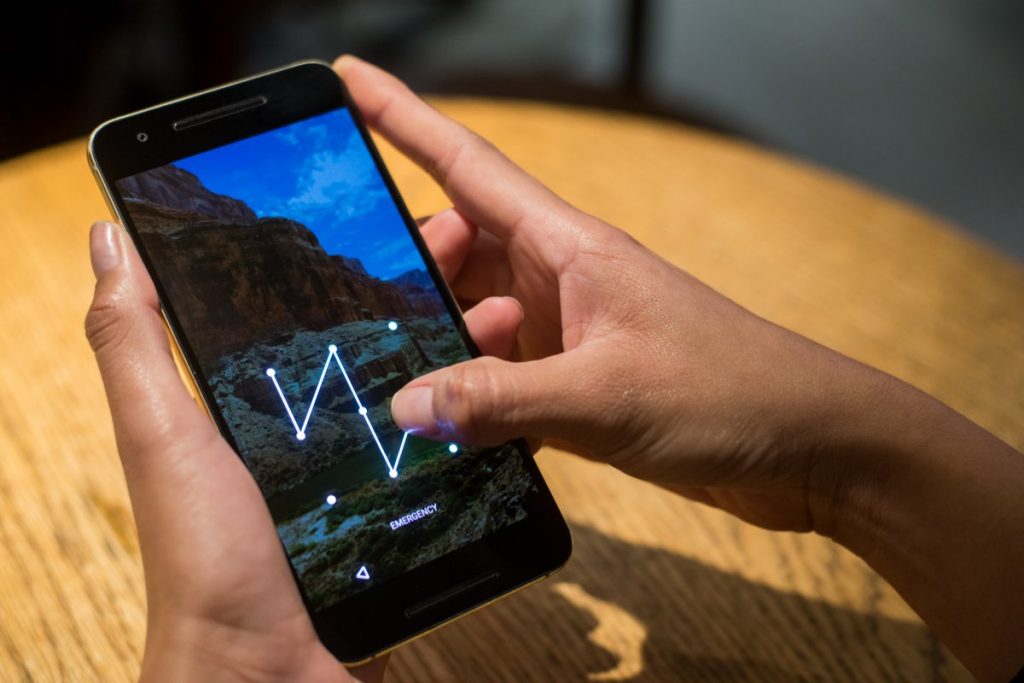 Tenha atenção, o desbloqueio do Android por padrão não é seguro