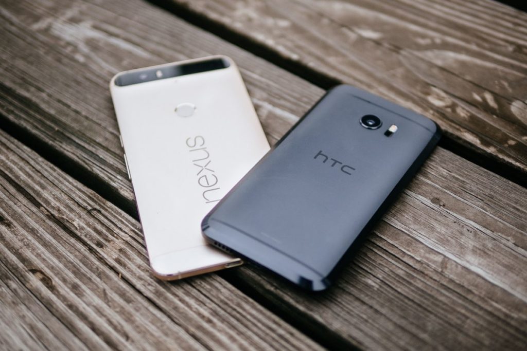 Google em negociações para comprar divisão de telefones da HTC