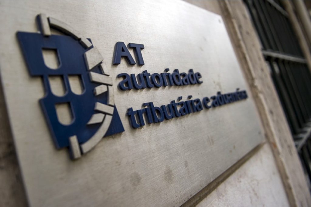 A AT mudou as regras para as notificações dos contribuintes