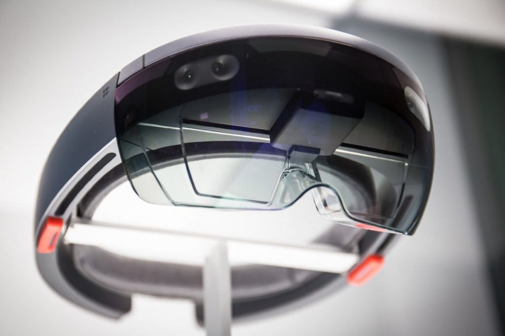 HoloLens chegam finalmente a Portugal já em Dezembro