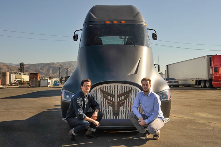 Dakota-Semler-CEO-and-Giordano-Sordoni-COO-of-Thor-Trucks-front-720x481.jpg