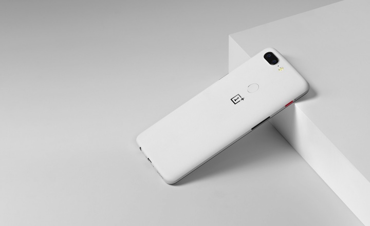 OnePlus 5T edição Sandstone branca 2