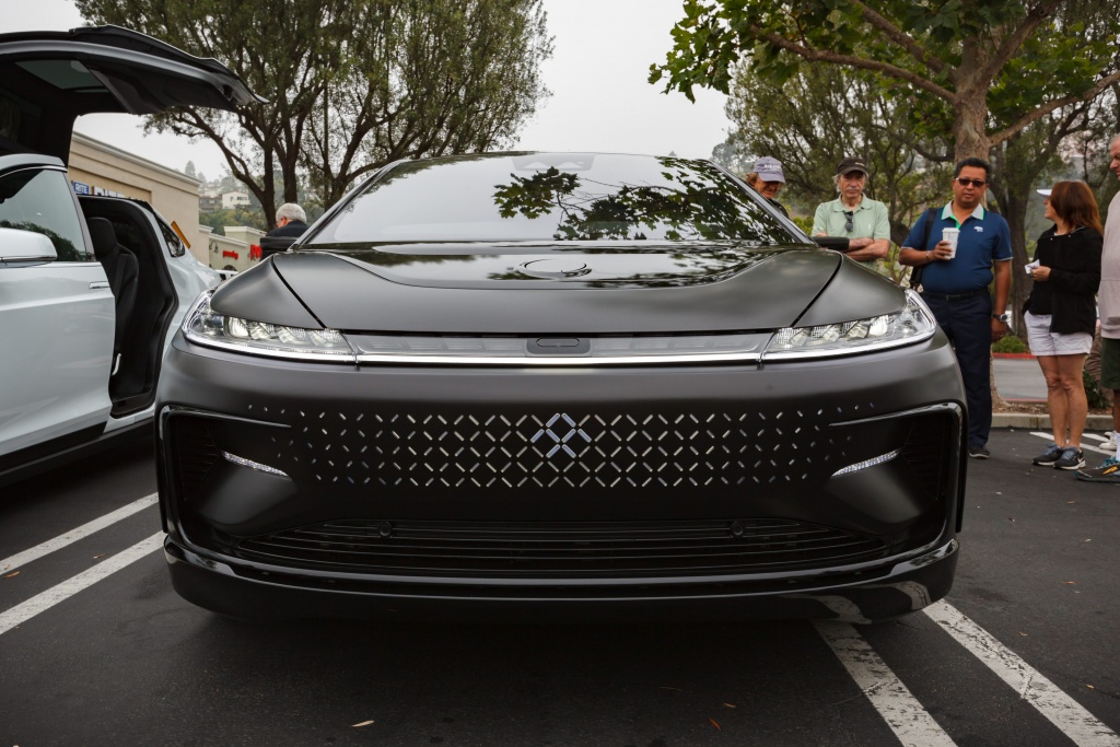 Faraday Future mostra a sua frota. Rival da Tesla está de volta