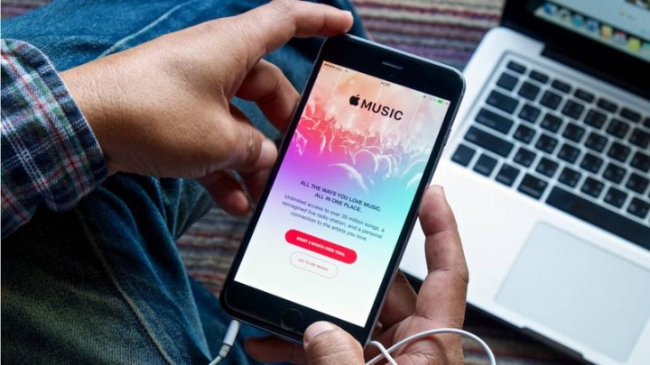Apple Music Spotify Apple