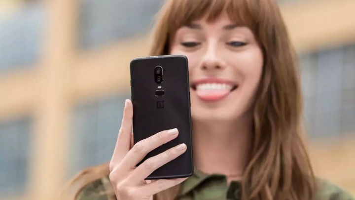 OnePlus 6 foto face desbloqueio