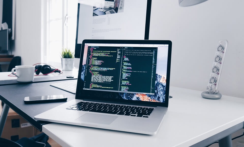 Emprego como programador? Conheça as linguagens mais populares