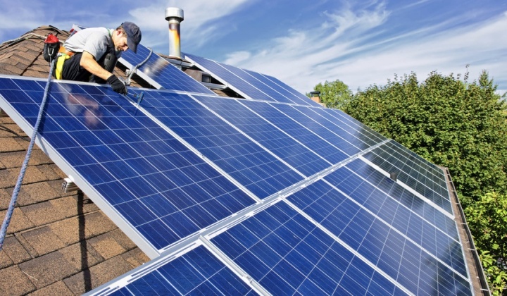 Painéis Solares: 30 kW para consumo próprio sem taxas