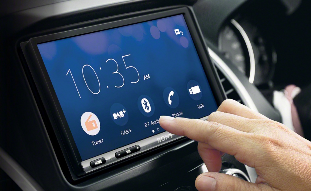Quer ter Android Auto ou Apple CarPlay no seu carro? O Sony AX3005DB pode ser a solução