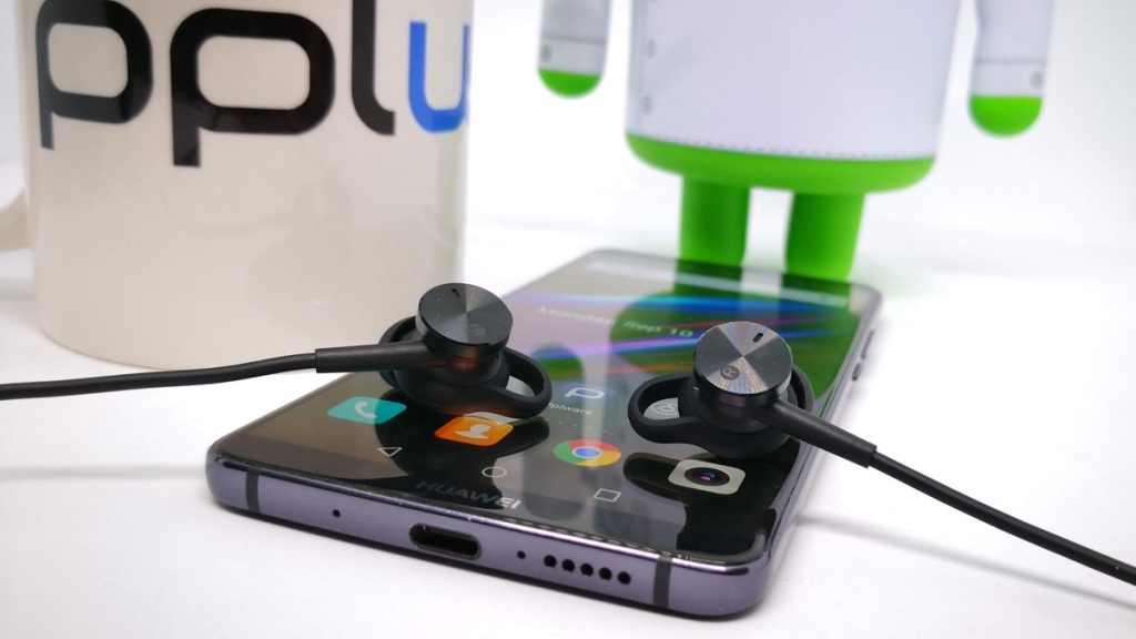 Experimentámos os auriculares que a Huawei oferece na compra do Mate 20 Lite