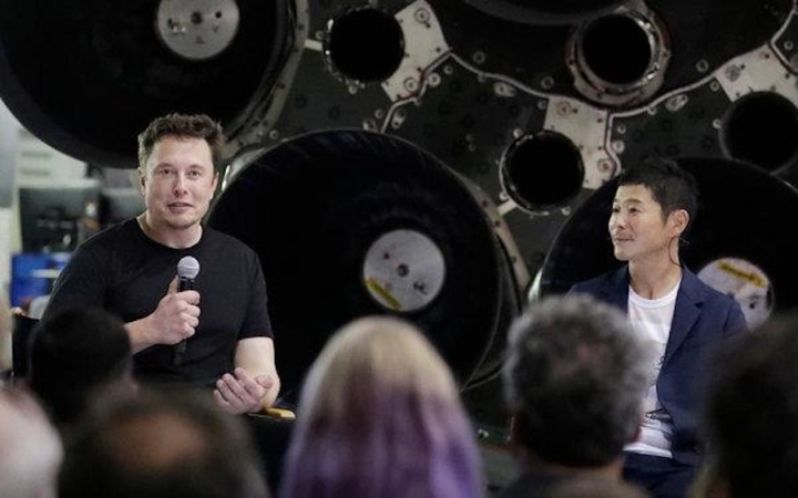Elon Musk lua viagem bfr spaceX Yusaku Maezawa